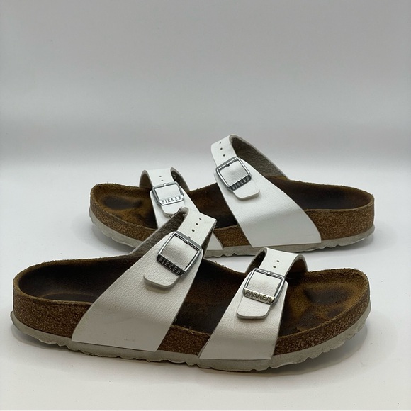 Birkenstock Shoes - Birkenstock Arizona Slide Sandals White Leather Women’s Sz 7 EU 38